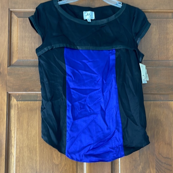 Milly, silk color, block top NWT trimmed with faux leather size 0 - Picture 6 of 12